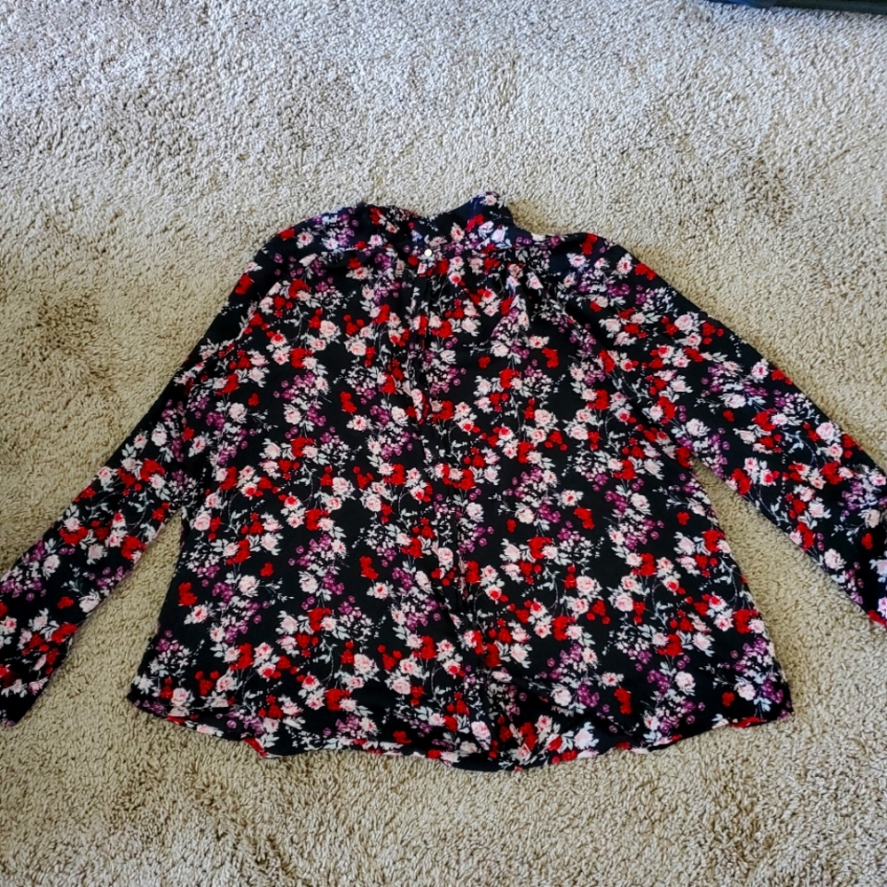 Elle XXL Floral Button Up Blouse